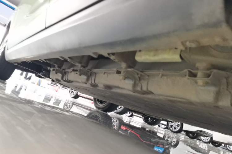 Used Leapmotor T03 2021 400 Luxury Pro Edition Left Side Sill
