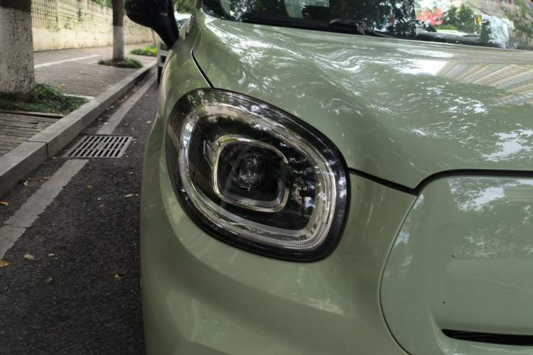 Used Leapmotor T03 2021 400 Luxury Pro Edition Right Front Headlight