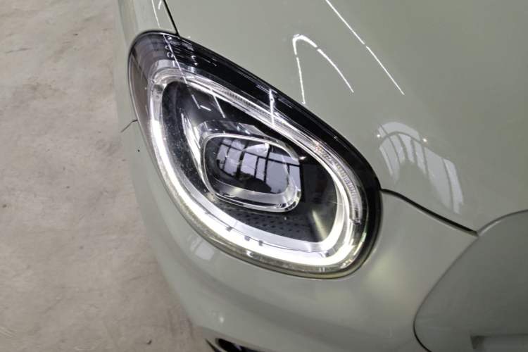 Used Leapmotor T03 2021 400 Luxury Pro Edition Right Front Headlight
