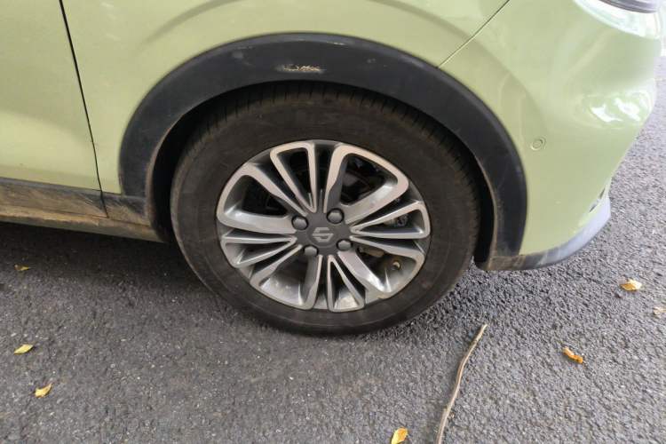 Used Leapmotor T03 2021 400 Luxury Pro Edition Right Front Wheel Hub