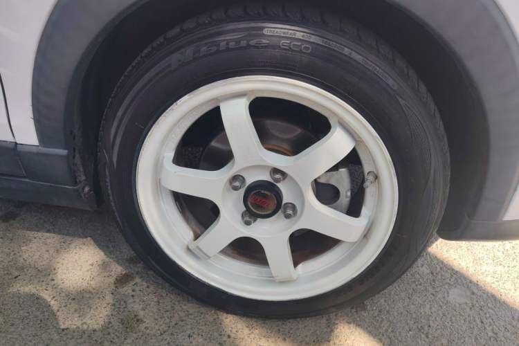 Used Leapmotor T03 2021 400 Luxury Pro Edition Right Front Wheel Hub