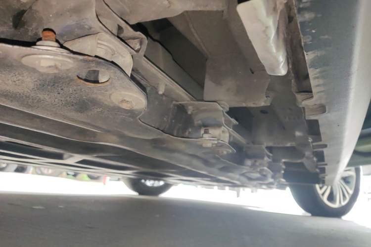 Used Leapmotor T03 2021 400 Luxury Pro Edition Right Side Sill