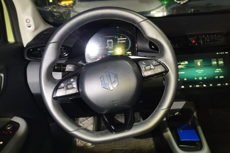 Used Leapmotor T03 2021 400 Luxury Pro Edition Steering Wheel