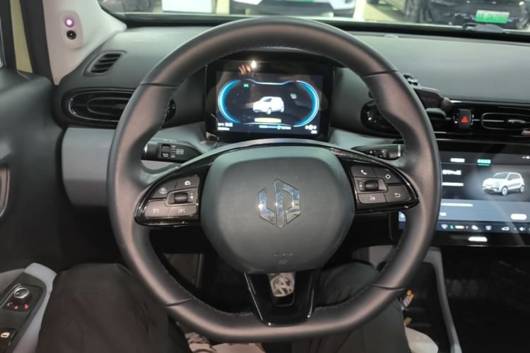 Used Leapmotor T03 2021 400 Luxury Pro Edition Steering Wheel