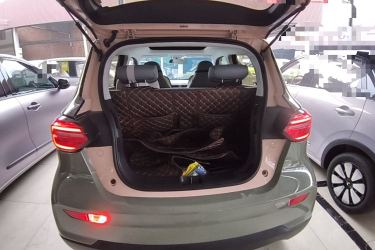 Used Leapmotor T03 2021 400 Luxury Edition Trunk
