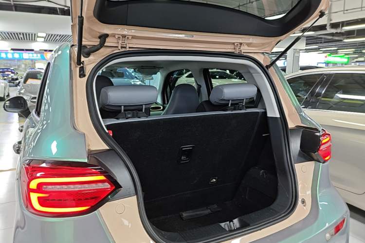Used Leapmotor T03 2021 400 Luxury Pro Edition Trunk