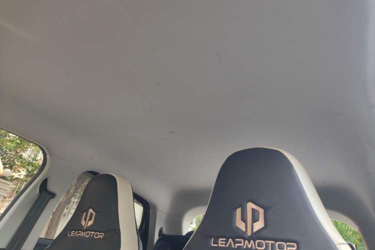 Used Leapmotor T03 2021 400 Lite Edition Lithium Iron Phosphate Headliner