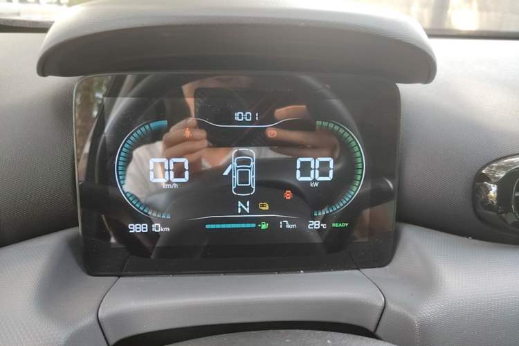 Used Leapmotor T03 2021 400 Lite Edition Lithium Iron Phosphate Instrument Cluster