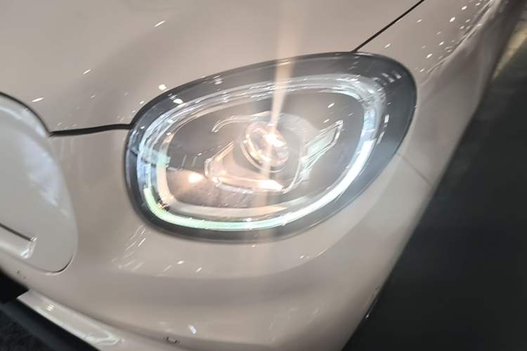 Used Leapmotor T03 2021 400 Luxury Pro Edition Left Front Headlight