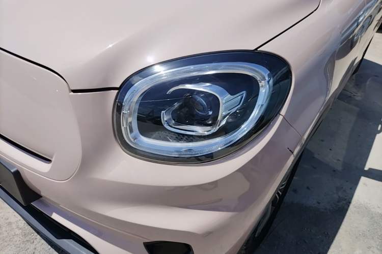 Used Leapmotor T03 2021 400 Micro-Sugar Version Left Front Headlight