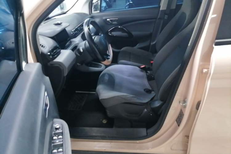 Used Leapmotor T03 2021 400 Micro-Sugar Version Left Front Seat