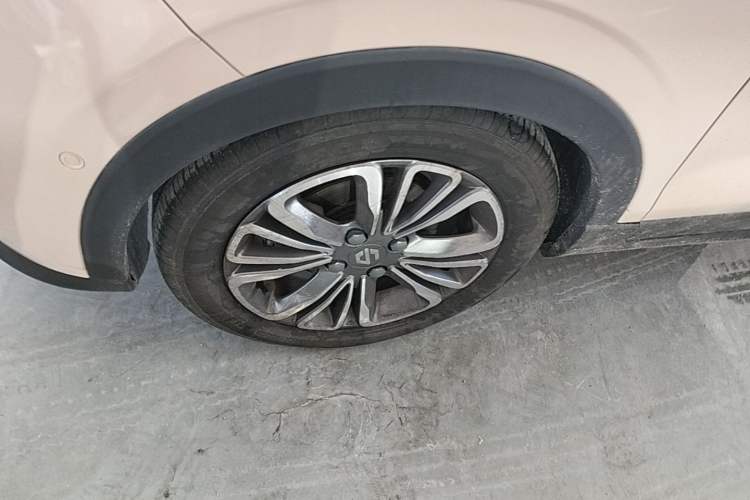 Used Leapmotor T03 2021 400 Luxury Edition Left Front Wheel Hub