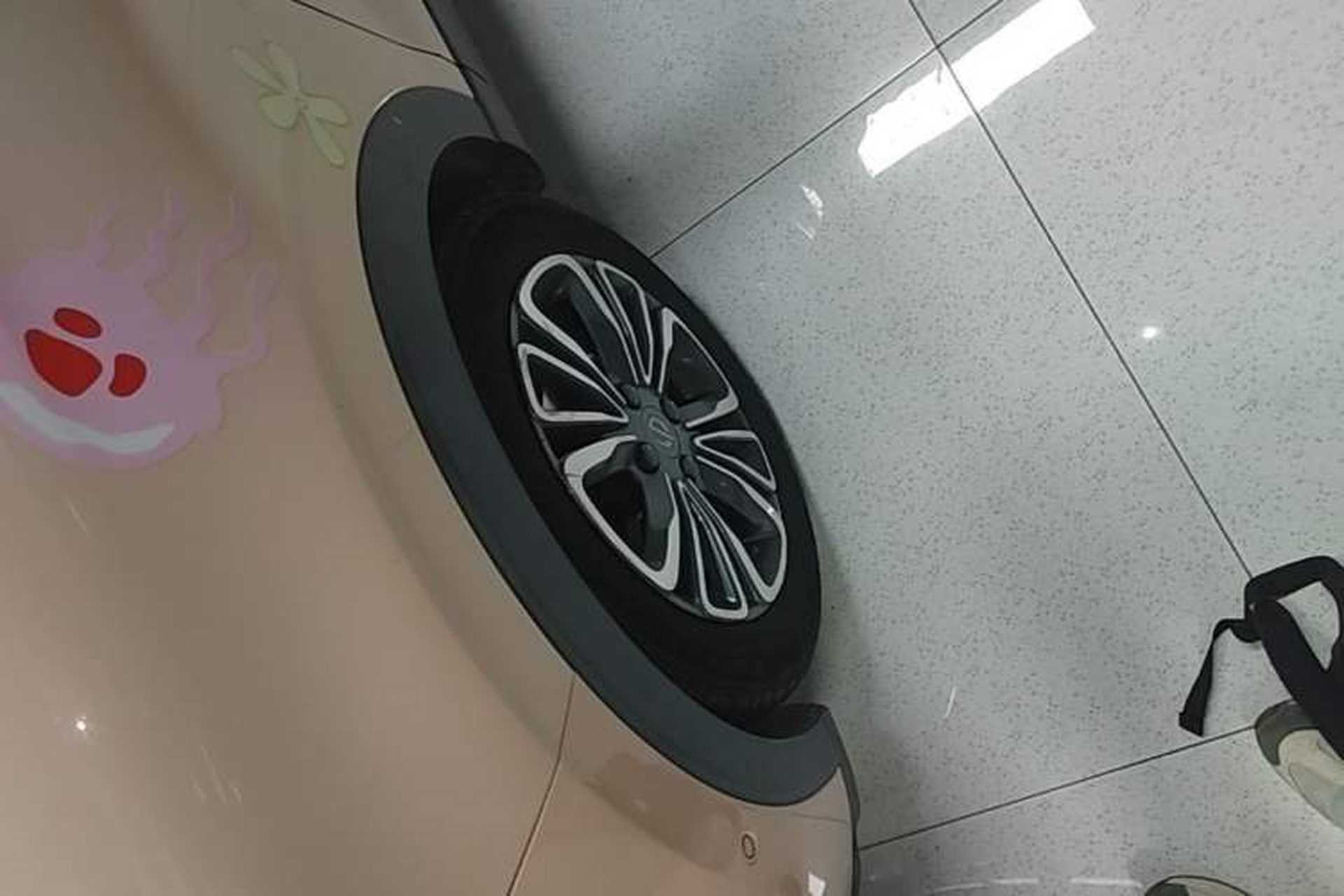 Used Leapmotor T03 2021 400 Luxury Edition Left Front Wheel Hub