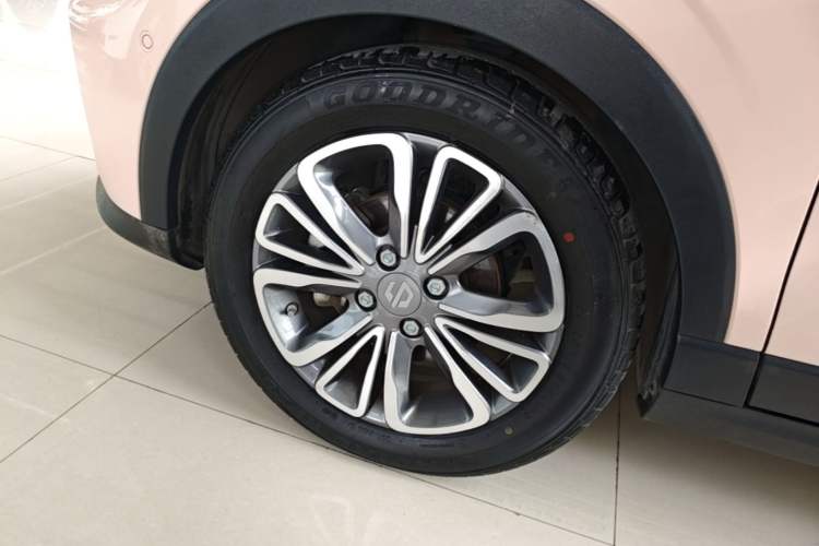 Used Leapmotor T03 2021 400 Luxury Edition Left Front Wheel Hub