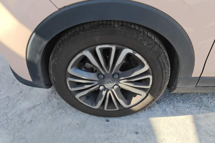 Used Leapmotor T03 2021 400 Comfort Edition Left Front Wheel Hub