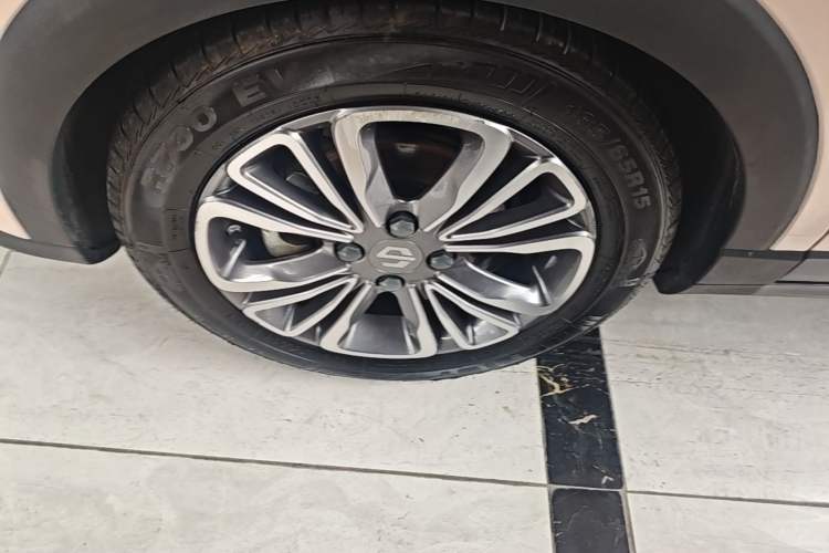 Used Leapmotor T03 2021 400 Luxury Edition Left Front Wheel Hub