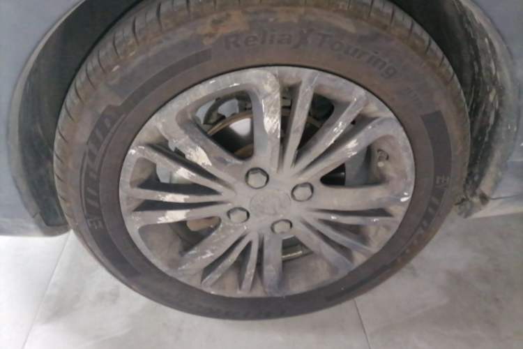 Used Leapmotor T03 2021 400 Micro-Sugar Version Left Front Wheel Hub
