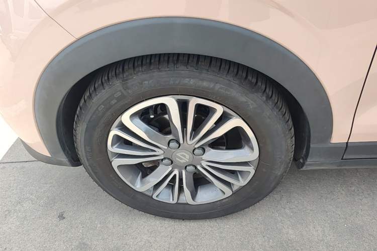Used Leapmotor T03 2021 400 Comfort Edition Left Front Wheel Hub