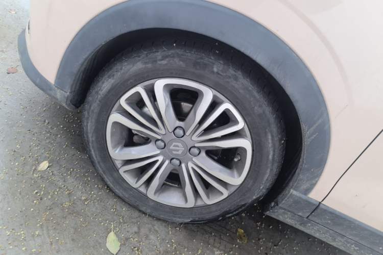 Used Leapmotor T03 2021 400 Comfort Edition Left Front Wheel Hub