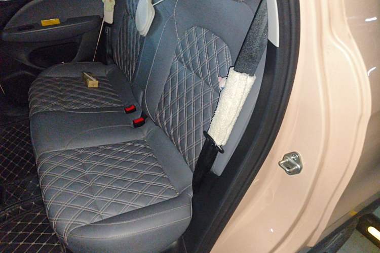 Used Leapmotor T03 2021 400 Comfort Edition Left Rear Seat