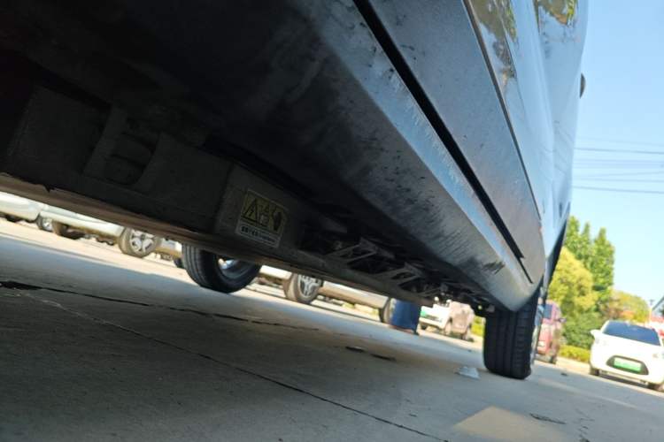 Used Leapmotor T03 2021 400 Luxury Edition Left Side Sill