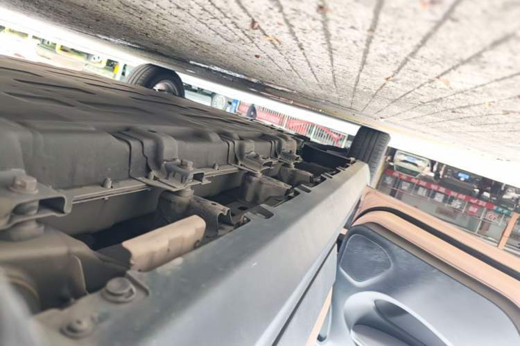 Used Leapmotor T03 2021 400 Luxury Pro Edition Left Side Sill