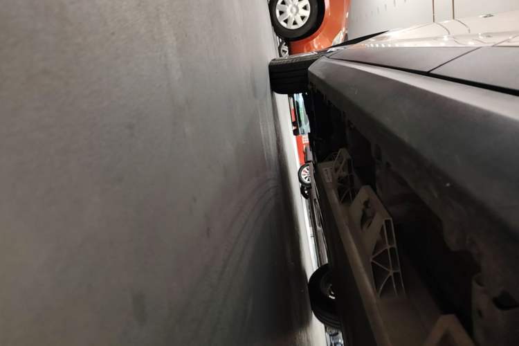 Used Leapmotor T03 2021 400 Luxury Edition Left Side Sill
