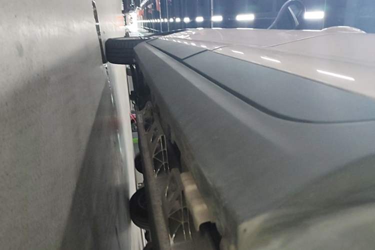 Used Leapmotor T03 2021 400 Lite Edition - Lithium-Ion Battery Left Side Sill