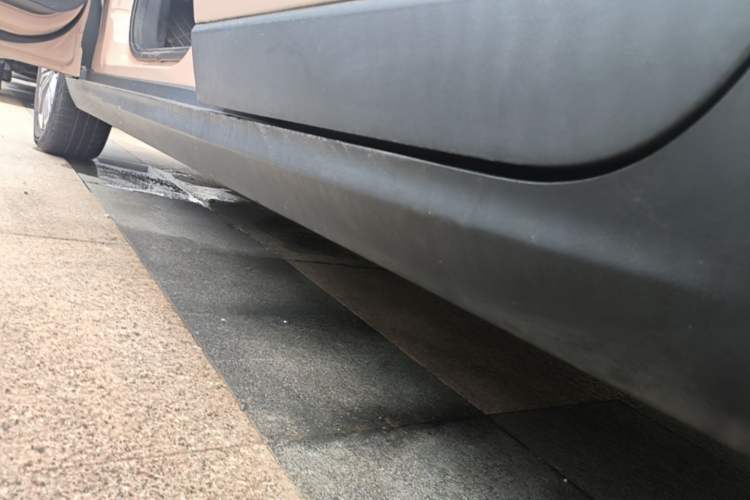 Used Leapmotor T03 2021 400 Comfort Edition Left Side Sill