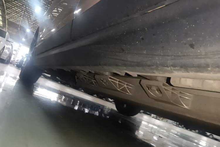 Used Leapmotor T03 2021 400 Luxury Edition Left Side Sill