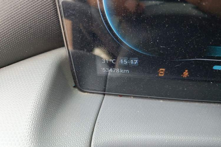 Used Leapmotor T03 2021 400 Luxury Pro Edition Odometer Close Up