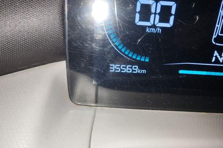 Used Leapmotor T03 2021 400 Micro-Sugar Version Odometer Close Up