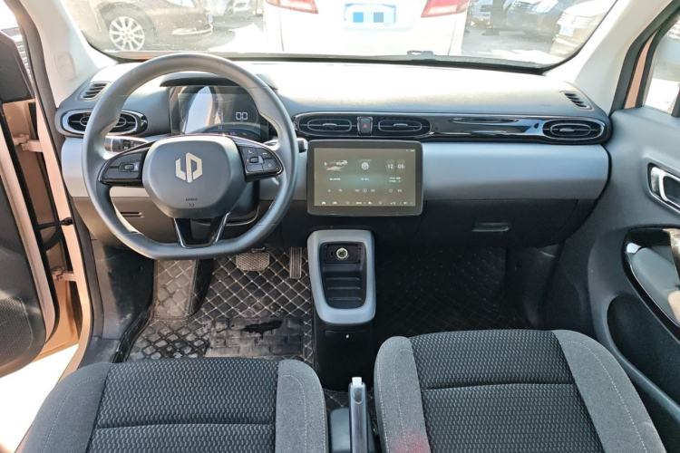 Used Leapmotor T03 2021 400 Comfort Edition Interior 4
