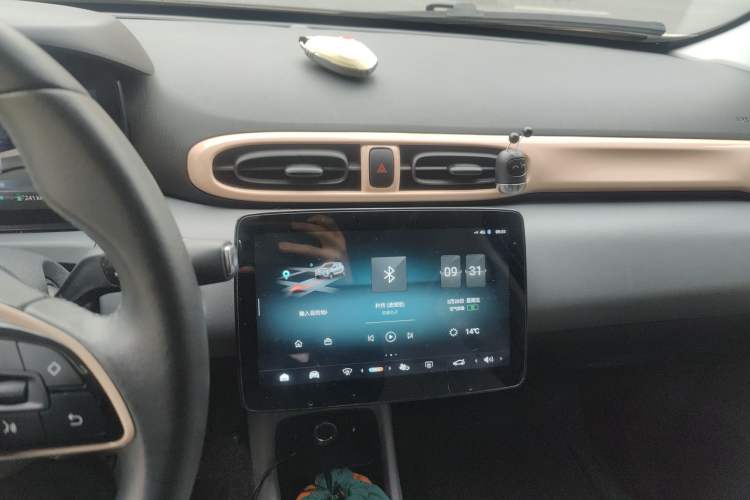 Used Leapmotor T03 2021 400 Luxury Edition Audio And AC Panel