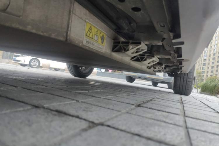 Used Leapmotor T03 2021 400 Luxury Edition Chassis Front Left