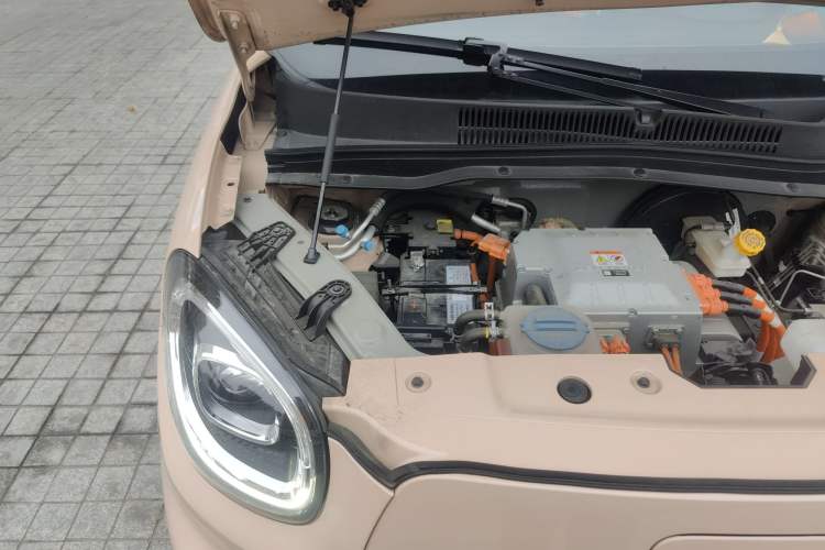 Used Leapmotor T03 2021 400 Luxury Edition Engine Bay Right