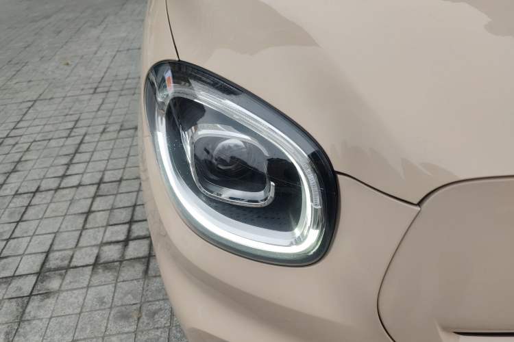 Used Leapmotor T03 2021 400 Luxury Edition Right Front Headlight