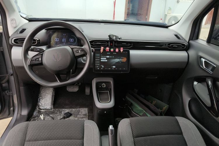 Used Leapmotor T03 2021 400 Lite Edition - Lithium-Ion Battery Center Console