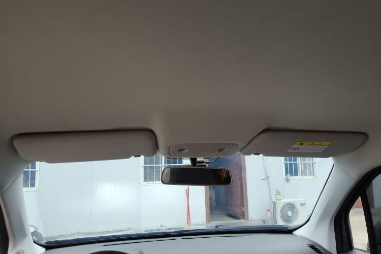 Used Leapmotor T03 2021 400 Lite Edition - Lithium-Ion Battery Headliner