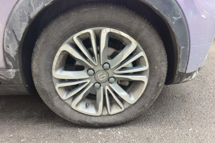 Used Leapmotor T03 2021 400 Comfort Edition Right Front Wheel Hub