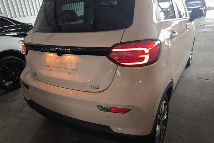 Used Leapmotor T03 2021 400 Luxury Pro Edition Rear Right 45 Deg