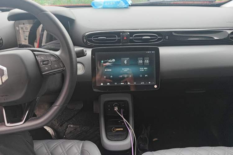 Used Leapmotor T03 2021 400 Luxury Edition Audio And AC Panel
