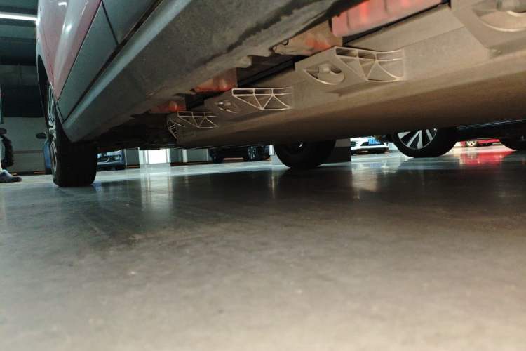 Used Leapmotor T03 2021 400 Lite Edition - Lithium-Ion Battery Chassis Rear Left