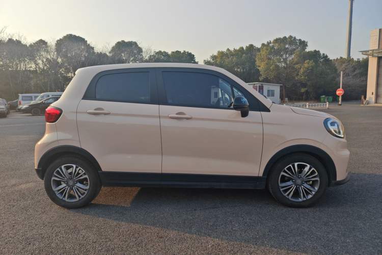 Used Leapmotor T03 2021 400 Comfort Edition Exterior 2