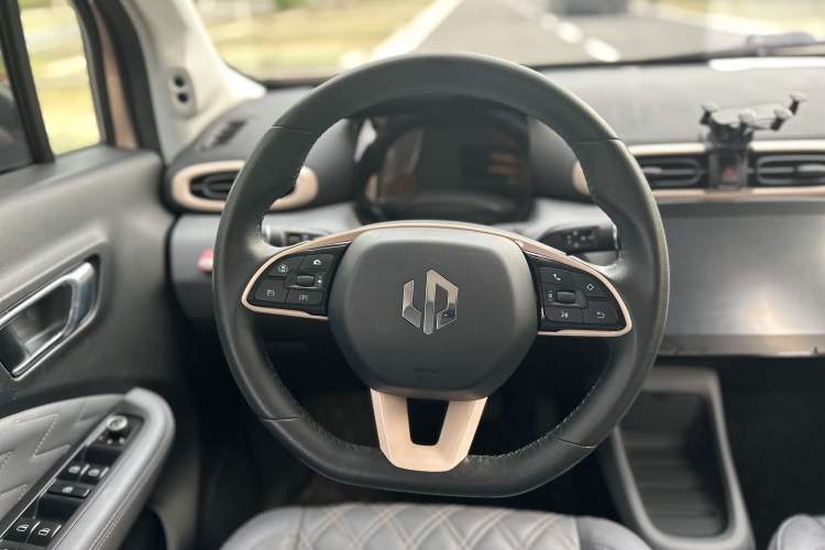 Used Leapmotor T03 2021 400 Luxury Edition Gear Lever