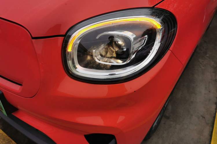 Used Leapmotor T03 2021 400 Micro-Sugar Version Left Front Headlight