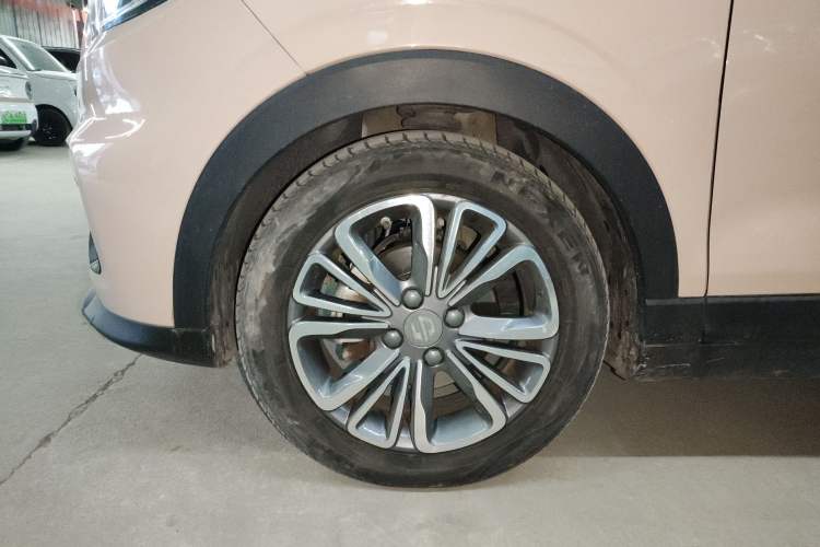 Used Leapmotor T03 2021 400 Comfort Edition Left Front Wheel Hub