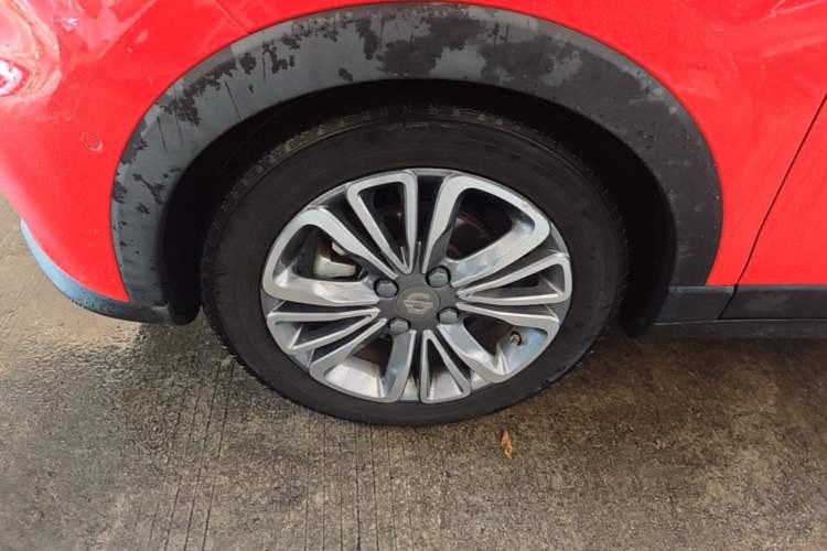 Used Leapmotor T03 2021 400 Luxury Edition Left Front Wheel Hub