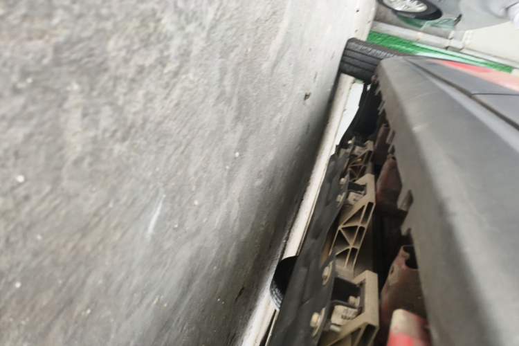 Used Leapmotor T03 2021 400 Luxury Edition Left Side Sill