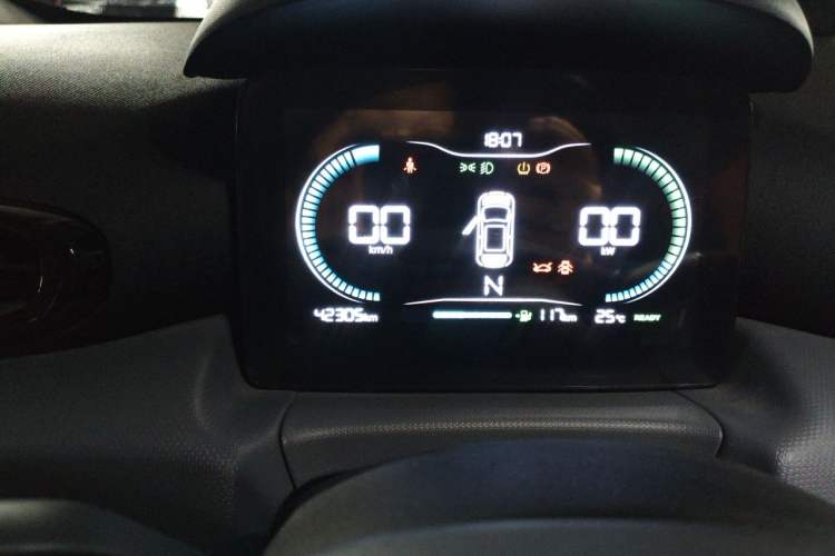 Used Leapmotor T03 2021 400 Lite Edition - Lithium-Ion Battery Odometer Close Up